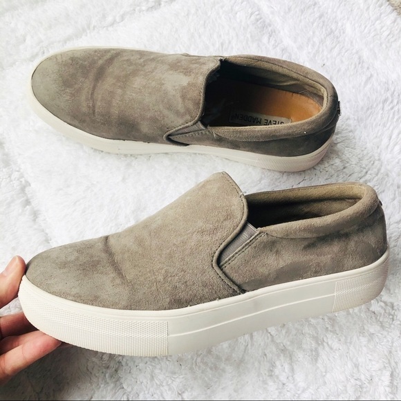 🔥SALE🔥 Steve Madden gray suede slip on sneakers sz8.5 - Picture 2 of 9